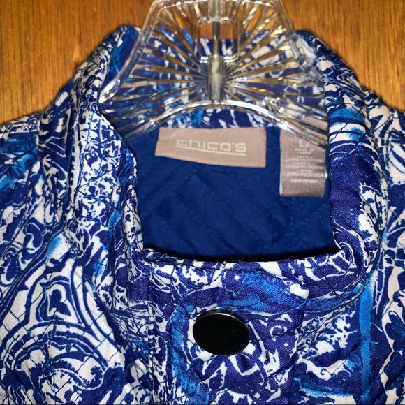 Women’s 0 (S / 4) CHICO’S Royal Blue White Paisley Light Spring Quilted Jacket - Picture 2 of 15